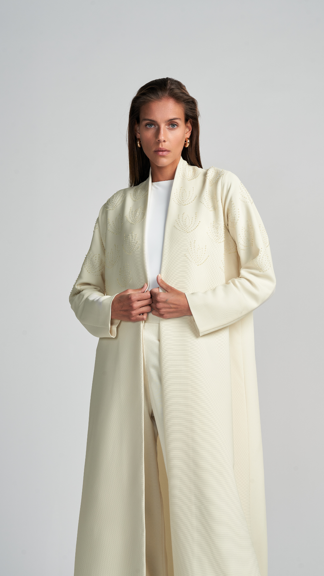 HEM0042 - Italian Crepe Flower Ivory