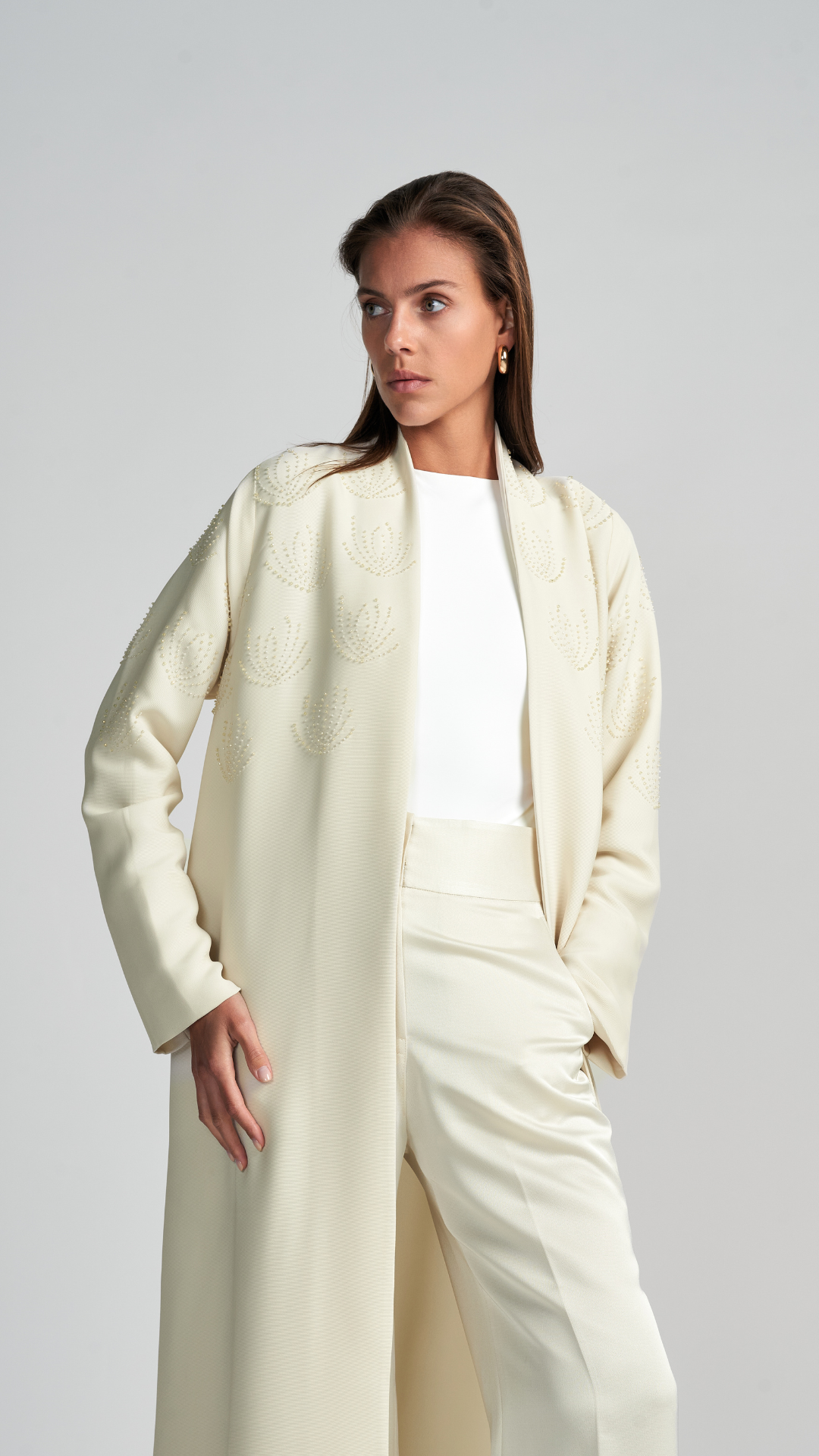 HEM0042 - Italian Crepe Flower Ivory