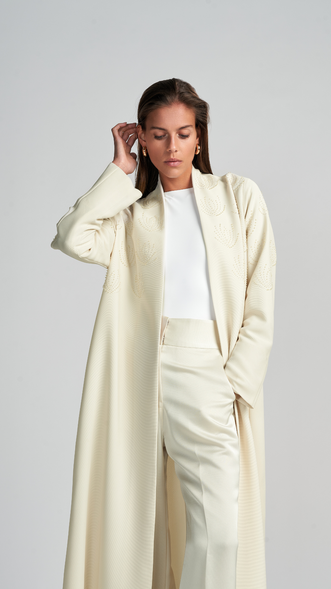 HEM0042 - Italian Crepe Flower Ivory