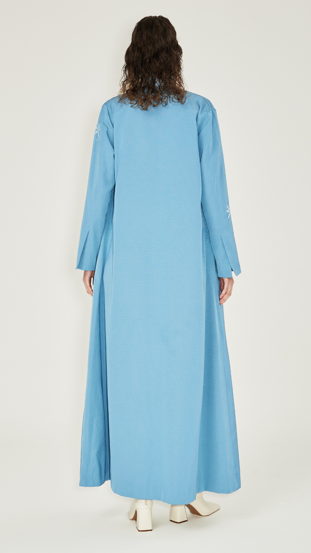 HEM0084 - Palm in Sky Blue
